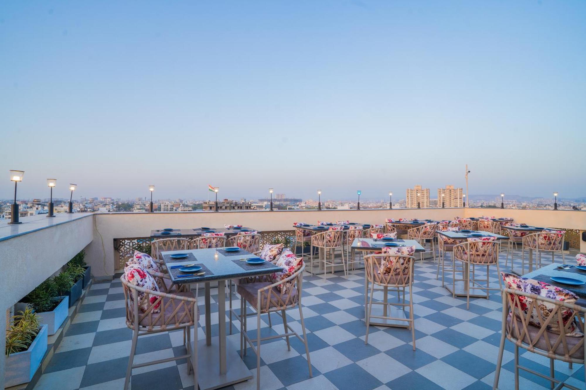 Royal Prime - A City Center Boutique Hotel In Jaipur Buitenkant foto